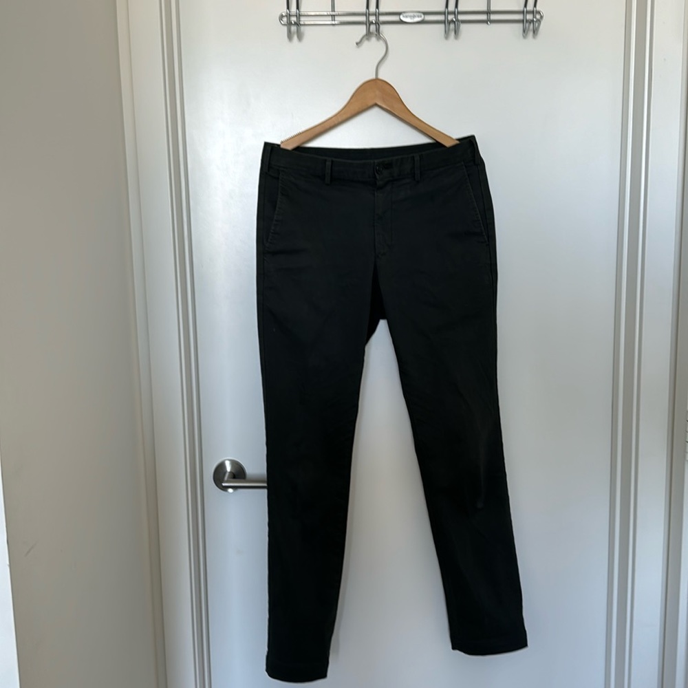 Uniqlo Slim Fit Chino - 31x34, but fit like 31x32